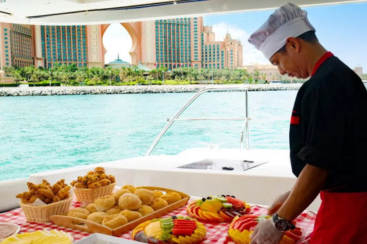 Breakfast Luxury Yacht Tour Dubai 9:00 - 11:00 AM