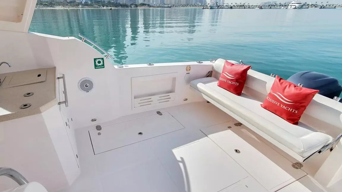DOS 40ft Private Boat Rental Dubai – Up to 9 People