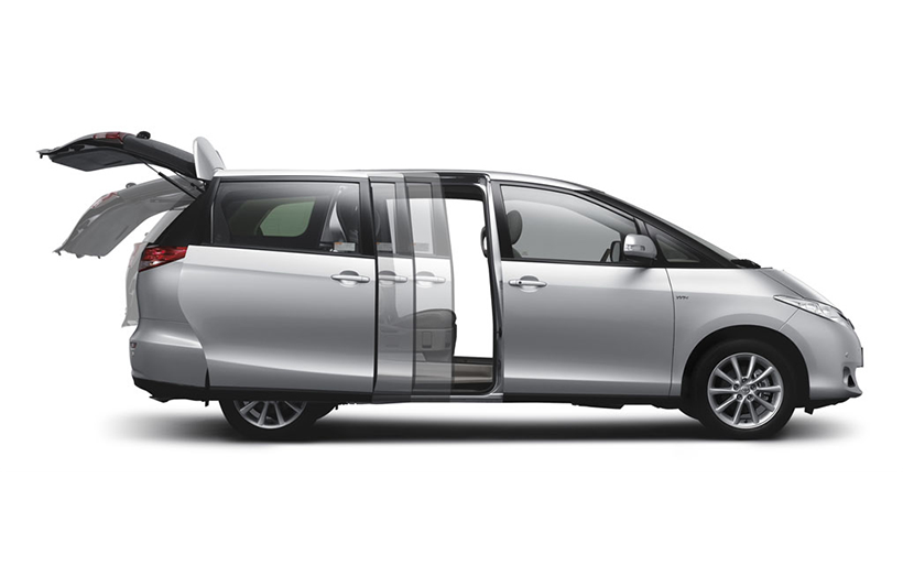 Private Airport Transfers (up to 5 of your guests)