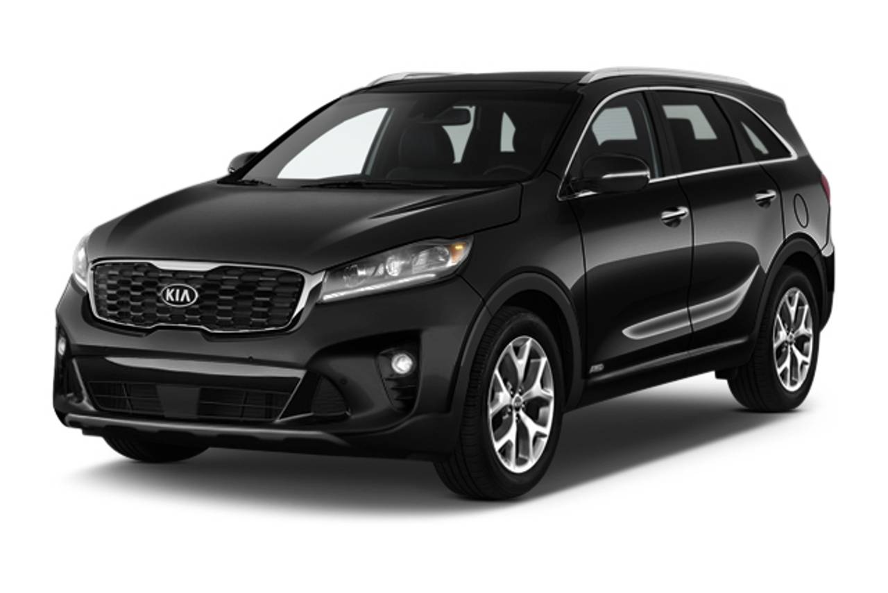 Private Car Rental with Chauffeur (Hourly / Daily)