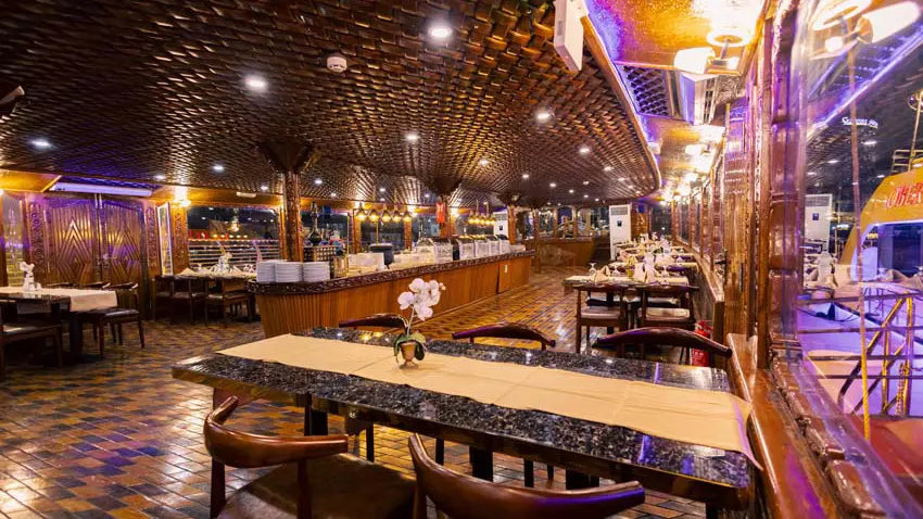 Alexandra Dhow Cruise Dinner – Dubai Marina (9:00PM - 10:45M)