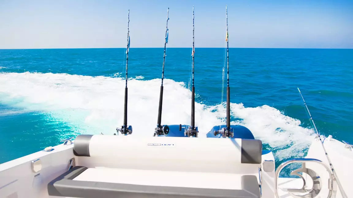 DOS 40ft Private Boat Rental Dubai – Up to 9 People