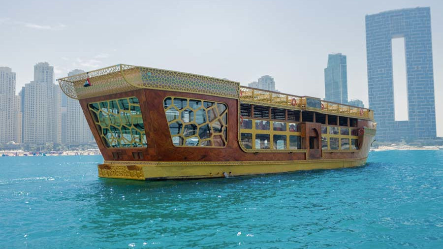 Ocean Empress VIP Dinner Cruise – Upper Deck