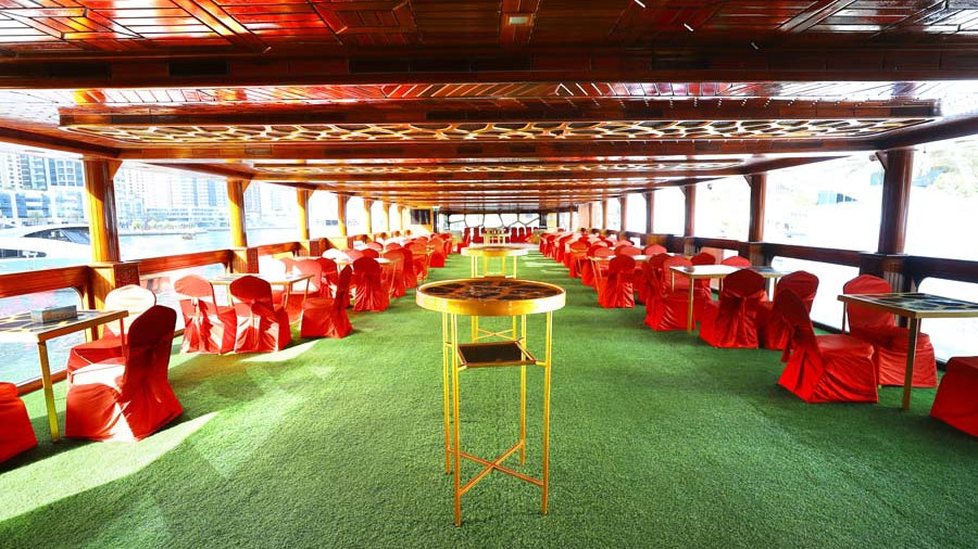 Ocean Empress VIP Dinner Cruise – Upper Deck