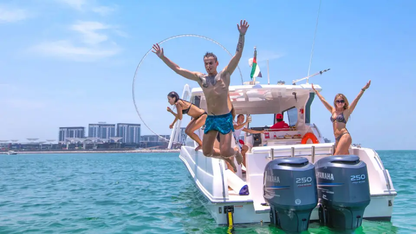 DOS 40ft Private Boat Rental Dubai – Up to 9 People