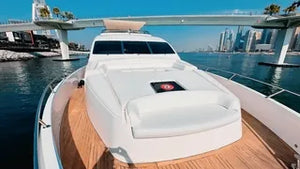 Shared Luxury Yacht Tour with Breakfast or BBQ