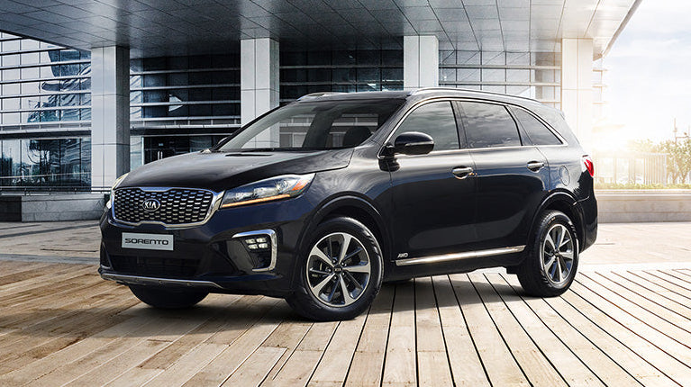 Private Car Rental with Chauffeur (Hourly / Daily)